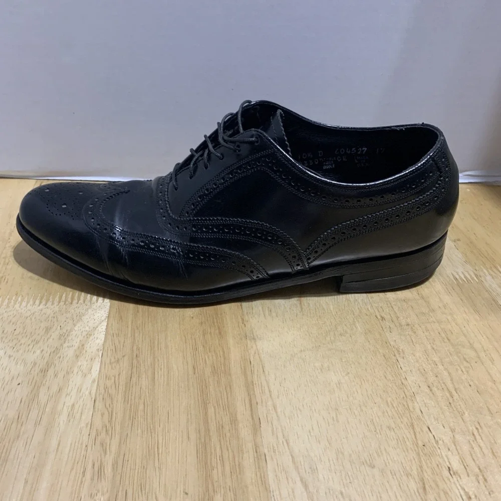 Florsheim Mens 10.5D Black Flexible Fiben Insole Leather Wingtip Oxford Dress